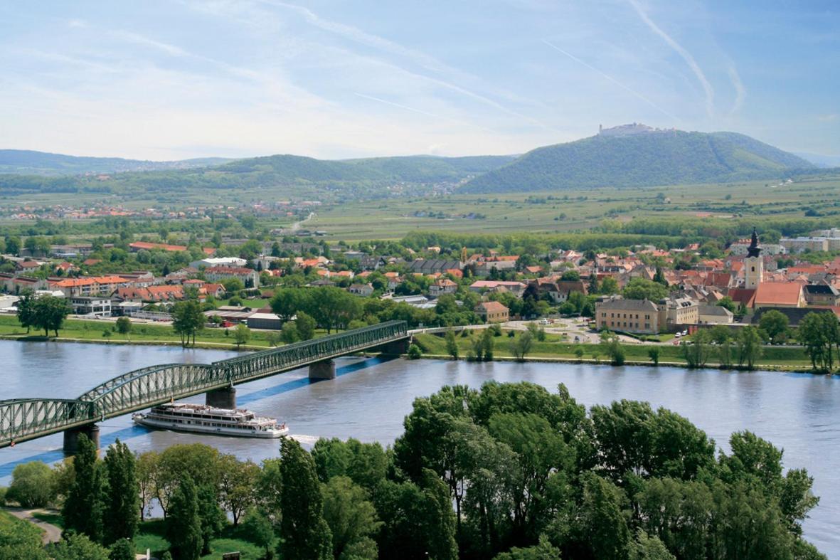 Weingut Jakob'S Ruhezeit Mautern Exterior foto